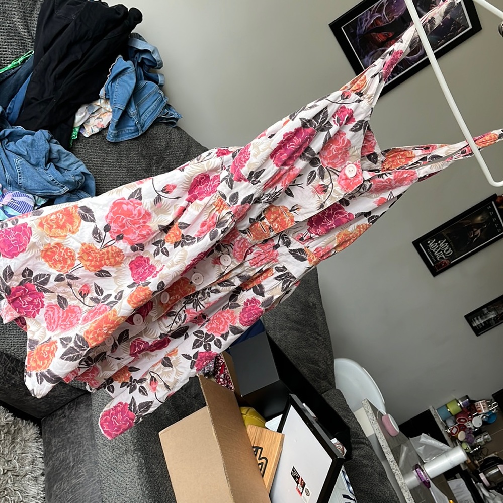 Floral cut out dress